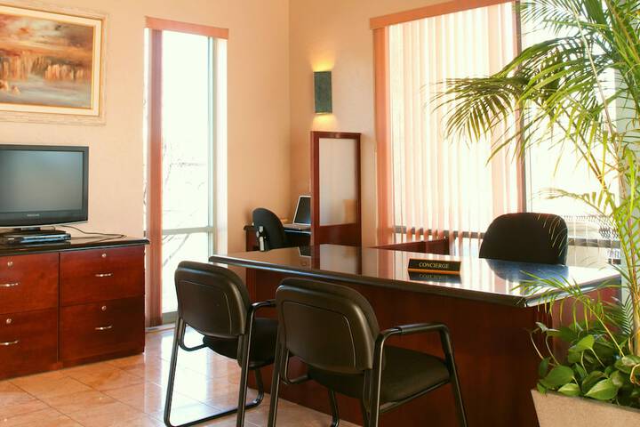 Business Center 51 of 54