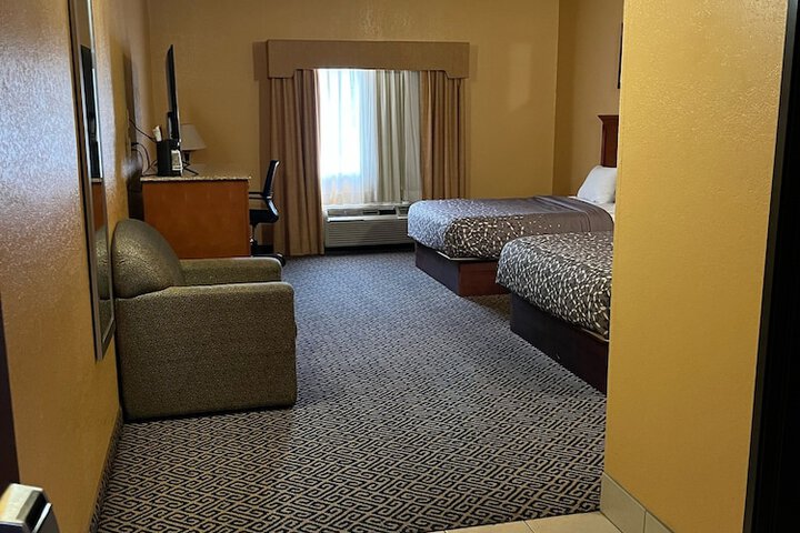 HiWay Inn Express