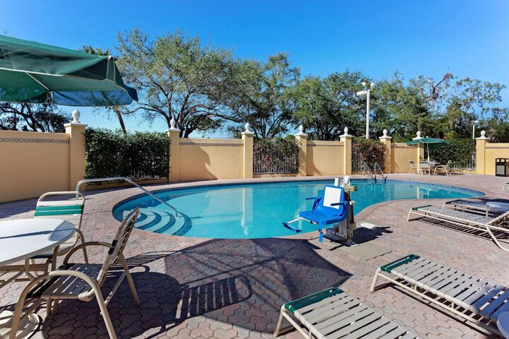 Pool 6 of 38