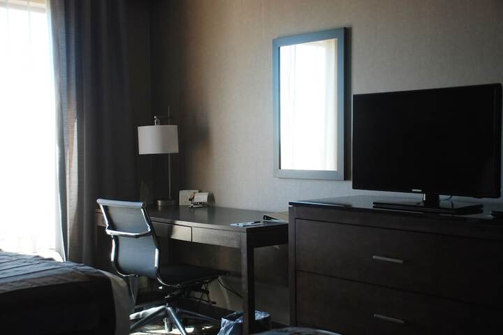 Room 5 of 27