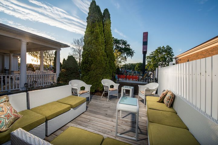 Terrace/Patio 21 of 22
