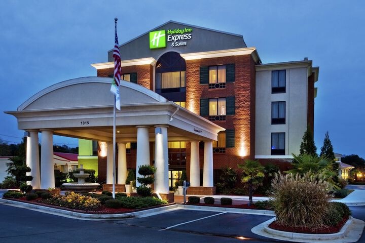 Hotel 4 of 38