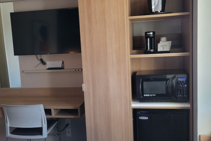 Room 18 of 30