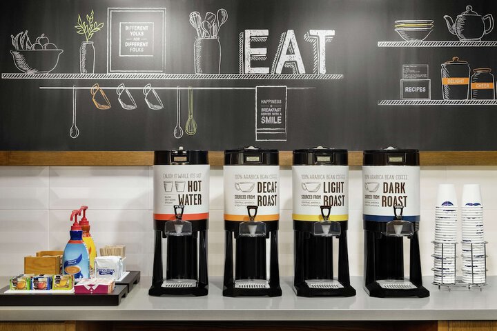 Breakfast/Coffee Service 116 of 129