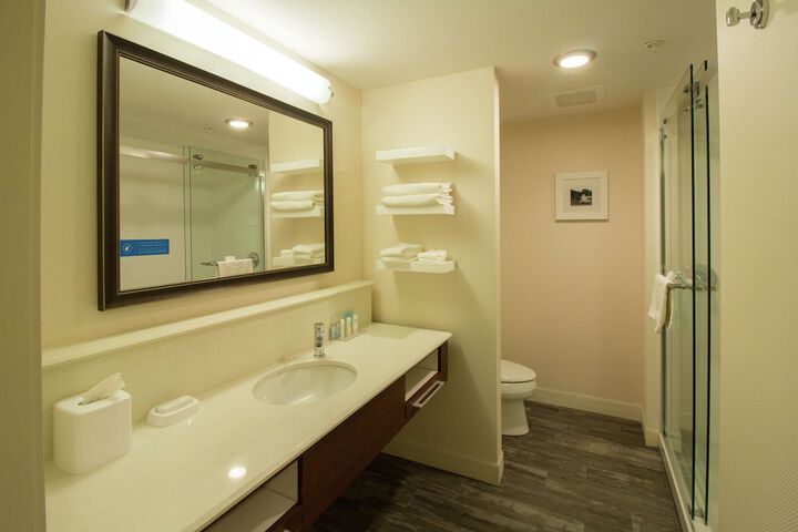 Room 18 of 35