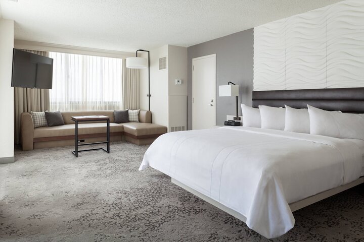 Room 18 of 39