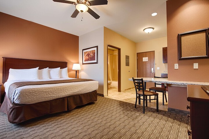 Room 7 of 24