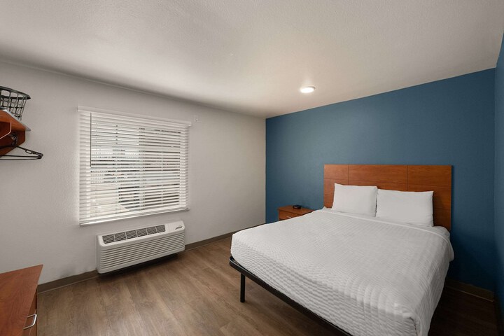 WoodSpring Suites Rockwall-East Dallas