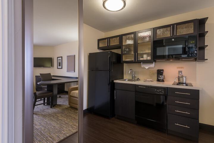 Room 30 of 35