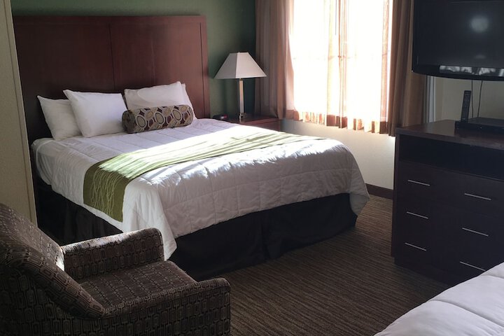 Room 12 of 42