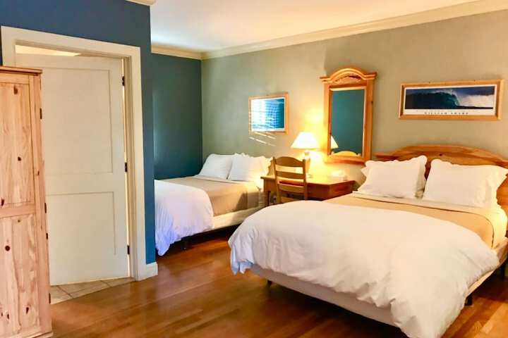 Room 12 of 33