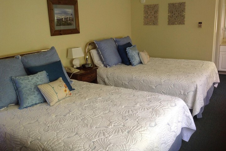 Room 15 of 30