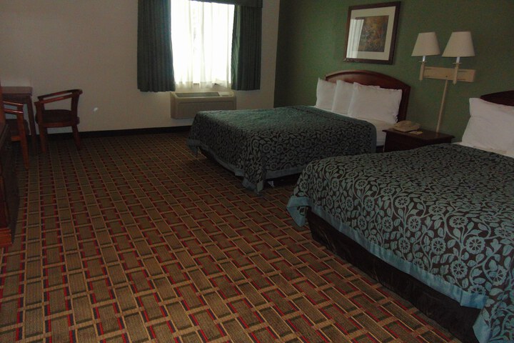 Room 20 of 24