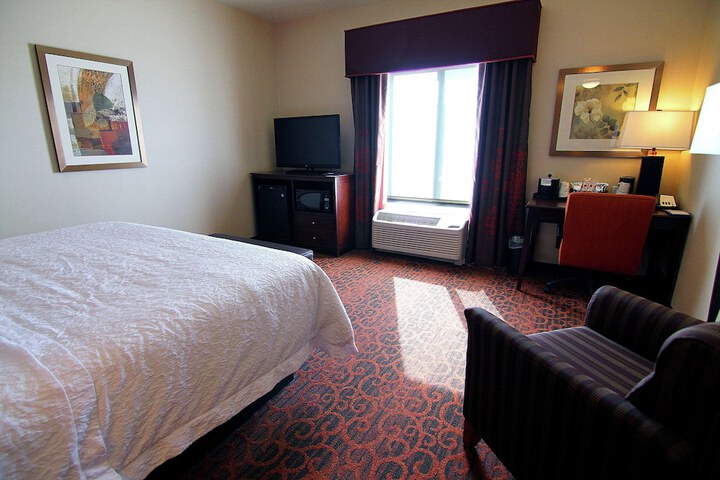 Room 9 of 31