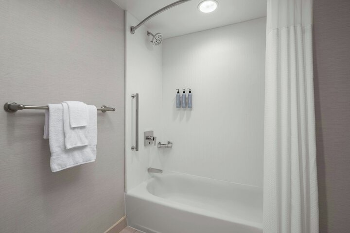 Courtyard by Marriott Atlanta Buford Mall of Georgia