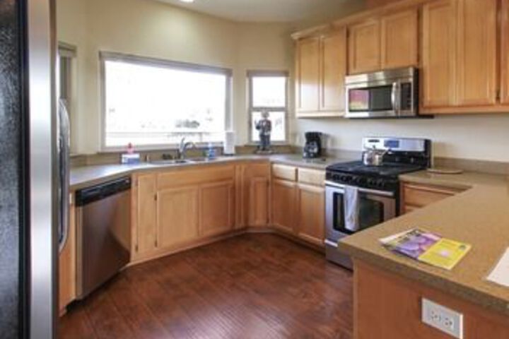 Bungalow at J and J Cellars 1 Br Home by RedAwning