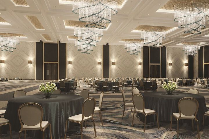 Ballroom/Hall 85 of 99