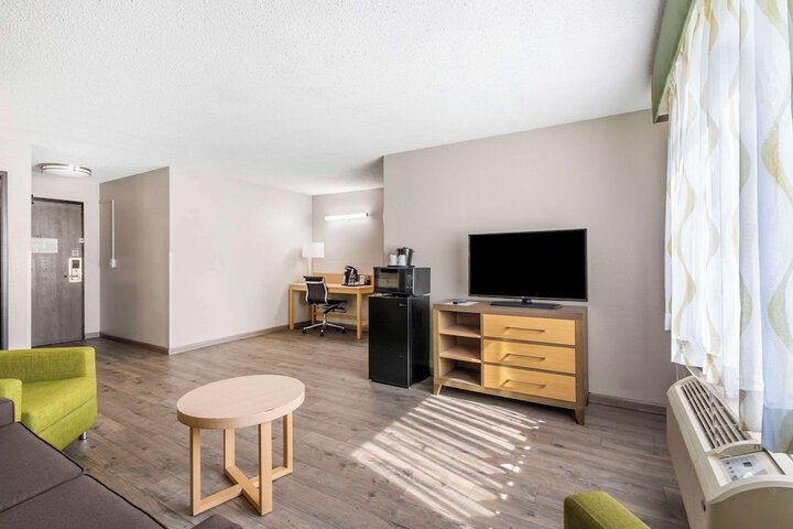 Quality Inn & Suites Delaware South