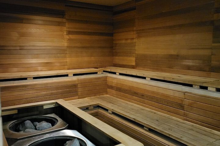 Days Inn & Suites by Wyndham Fort Saskatchewan