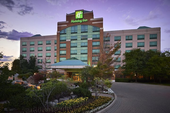 Holiday Inn Hotel & Suites Oakville at Bronte by IHG