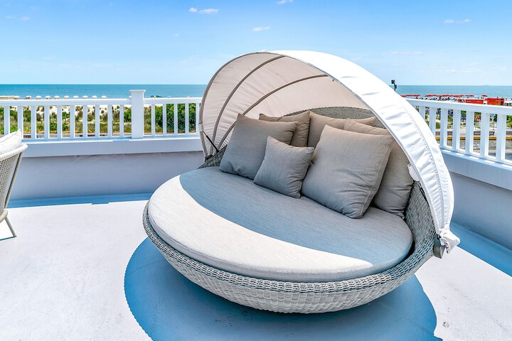 Sundeck 72 of 75