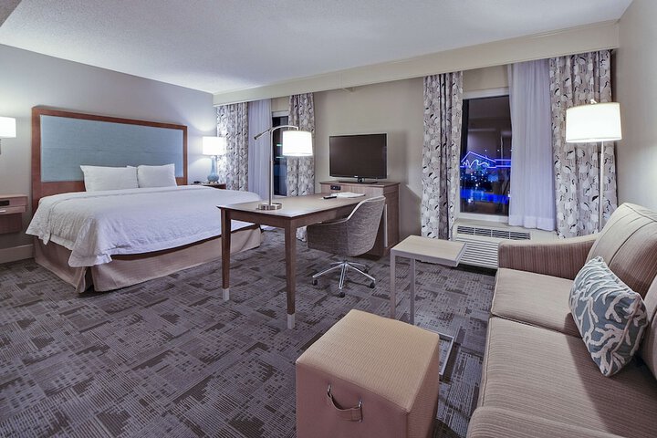 Room 14 of 27