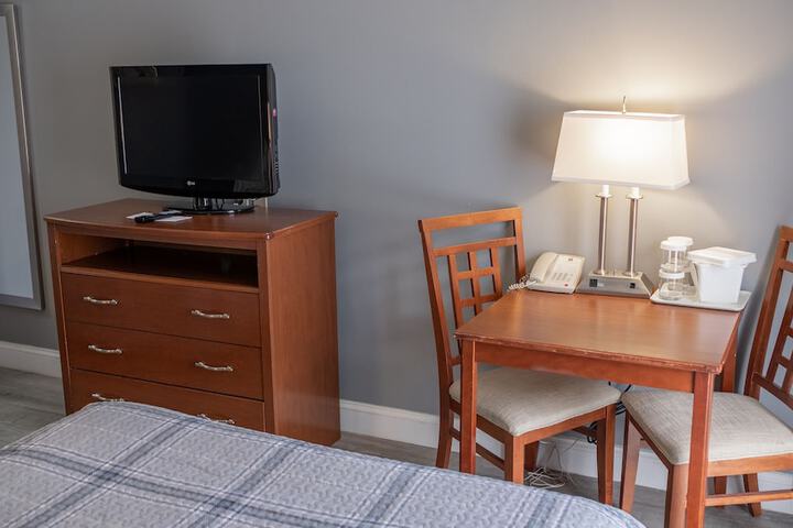 Room 18 of 40