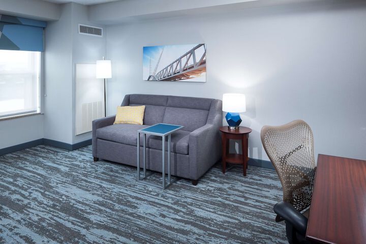Room 19 of 42