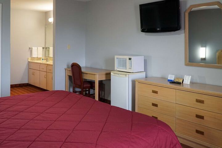 Room 21 of 50