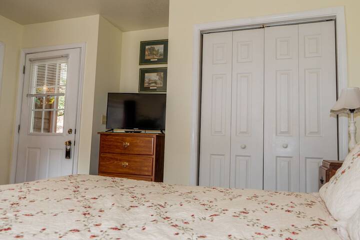 Room 77 of 136