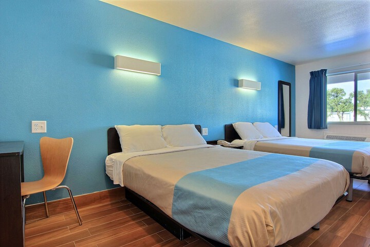 Room 20 of 37