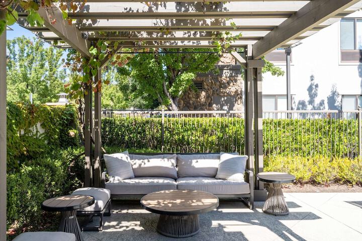 Terrace/Patio 49 of 51