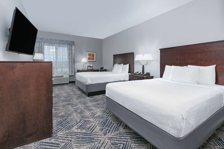 Room 21 of 46