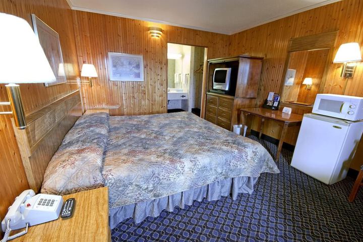 Room 20 of 25