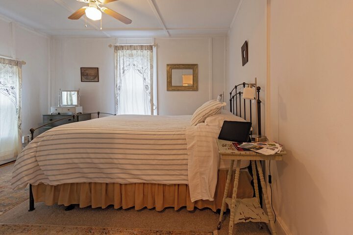 The Woodbine Inn