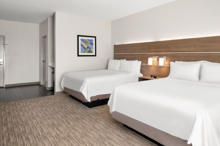 Room 21 of 35