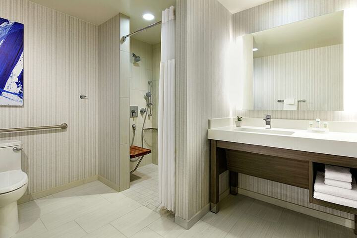 Room 20 of 51