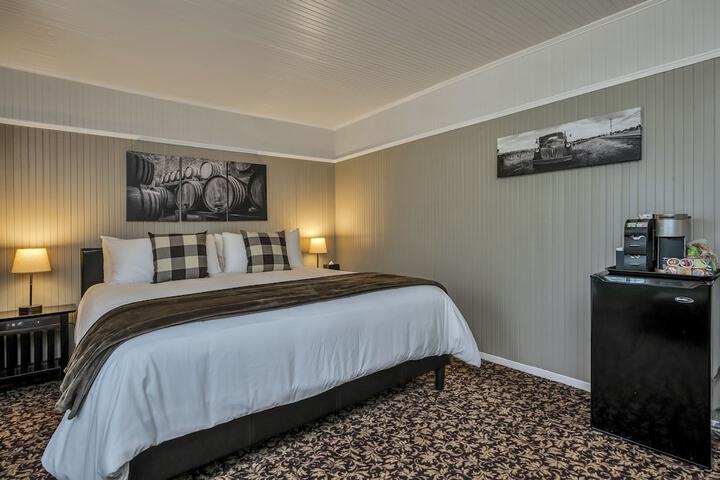 Room 58 of 153