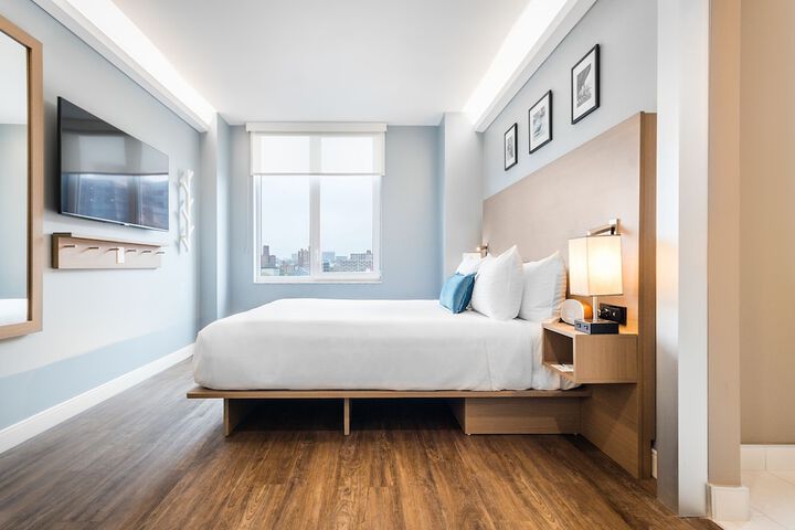 Wingate by Wyndham Bronx / Haven Park