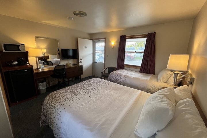 Room 14 of 38