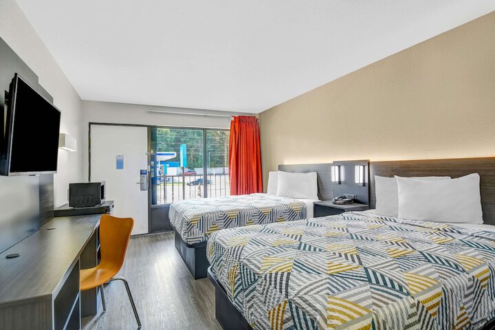 Room 20 of 37