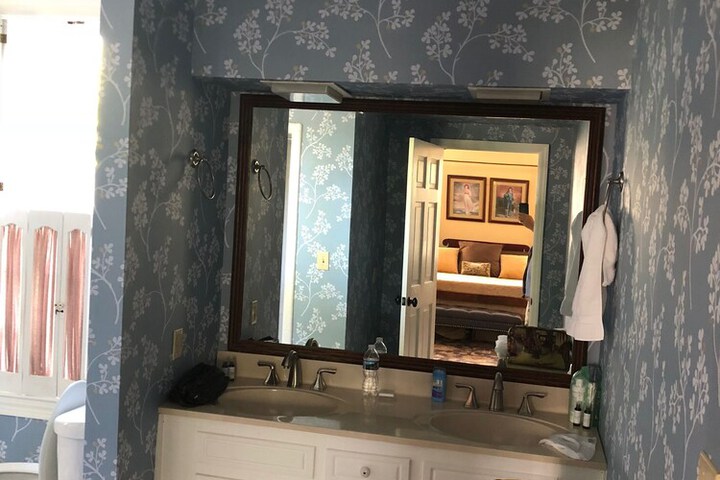 The Elizabethtown Inn