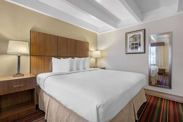 Best Western El Rancho Palacio