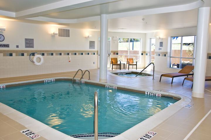 Pool 4 of 37