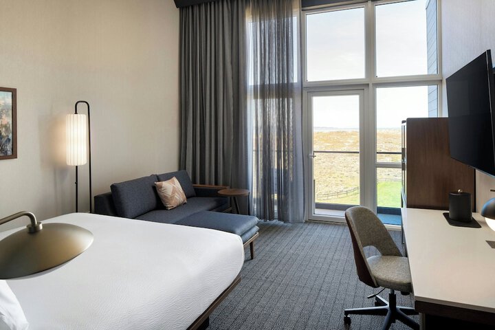 Courtyard by Marriott Sand City Monterey