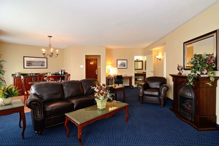 Room 33 of 55