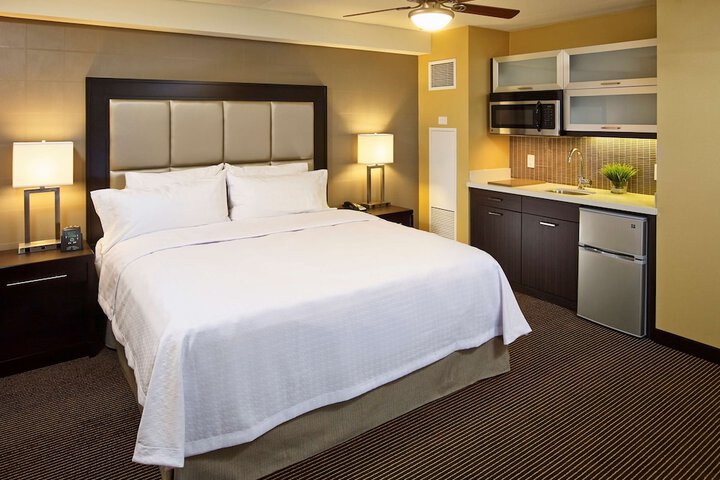 Homewood Suites by Hilton Hamilton Ontario, Canada