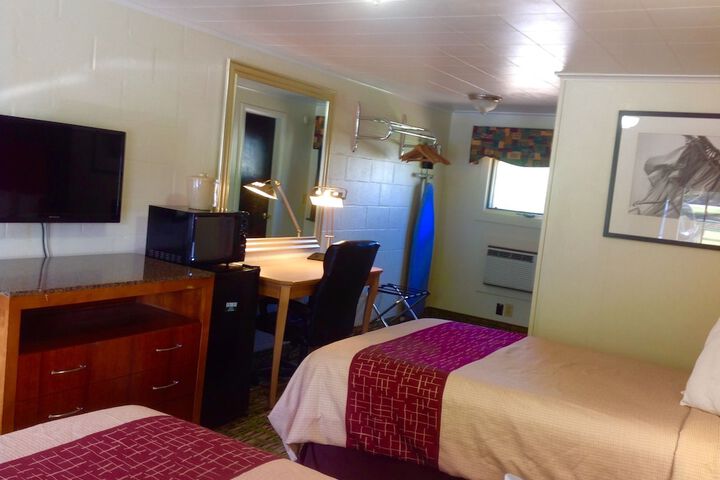 Room 7 of 19