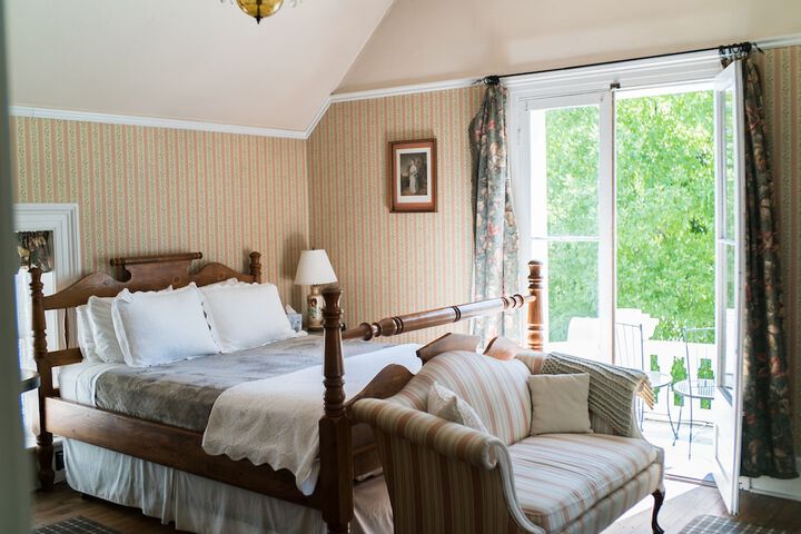 Room 28 of 50