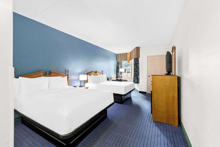 Room 45 of 73